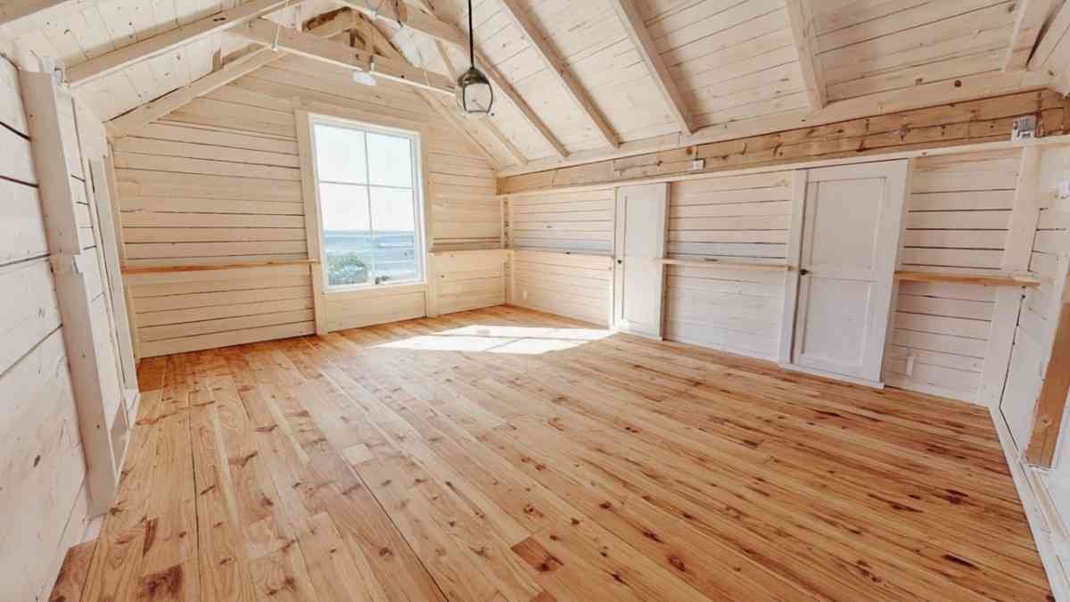 Laminate Flooring Indoors Meets Outdoors